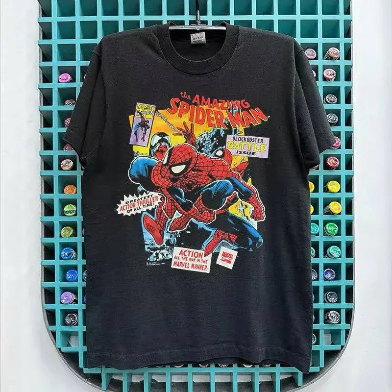Camiseta de manga corta con cuello redondo de Spider Man.